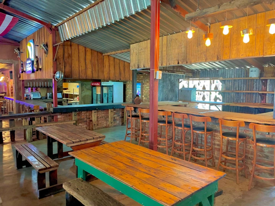 Commercial Property for Sale in Melodie North West